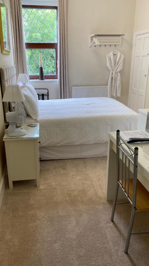 Bridge Farm Hotel Leeds  Dış mekan fotoğraf