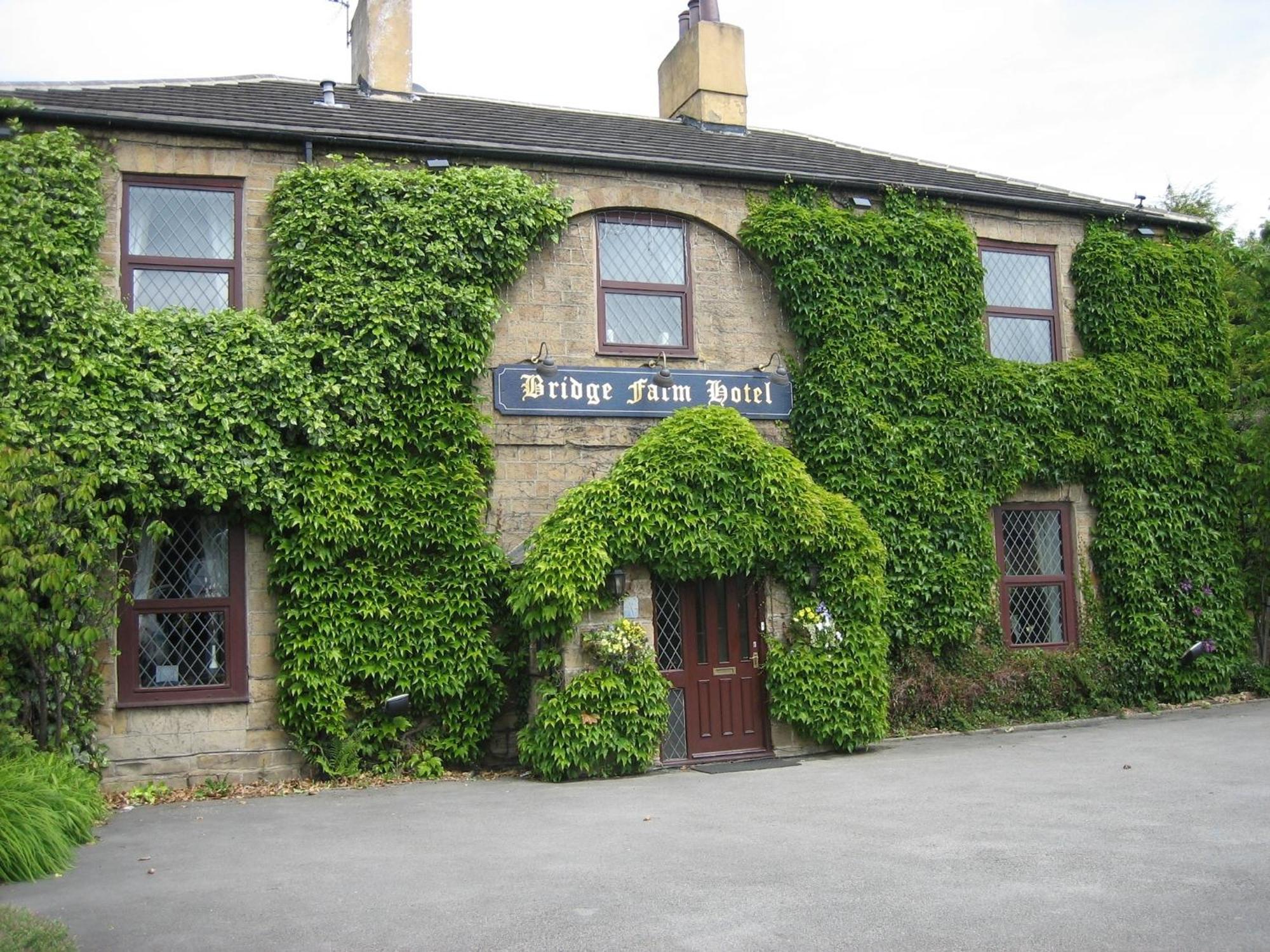 Bridge Farm Hotel Leeds  Dış mekan fotoğraf