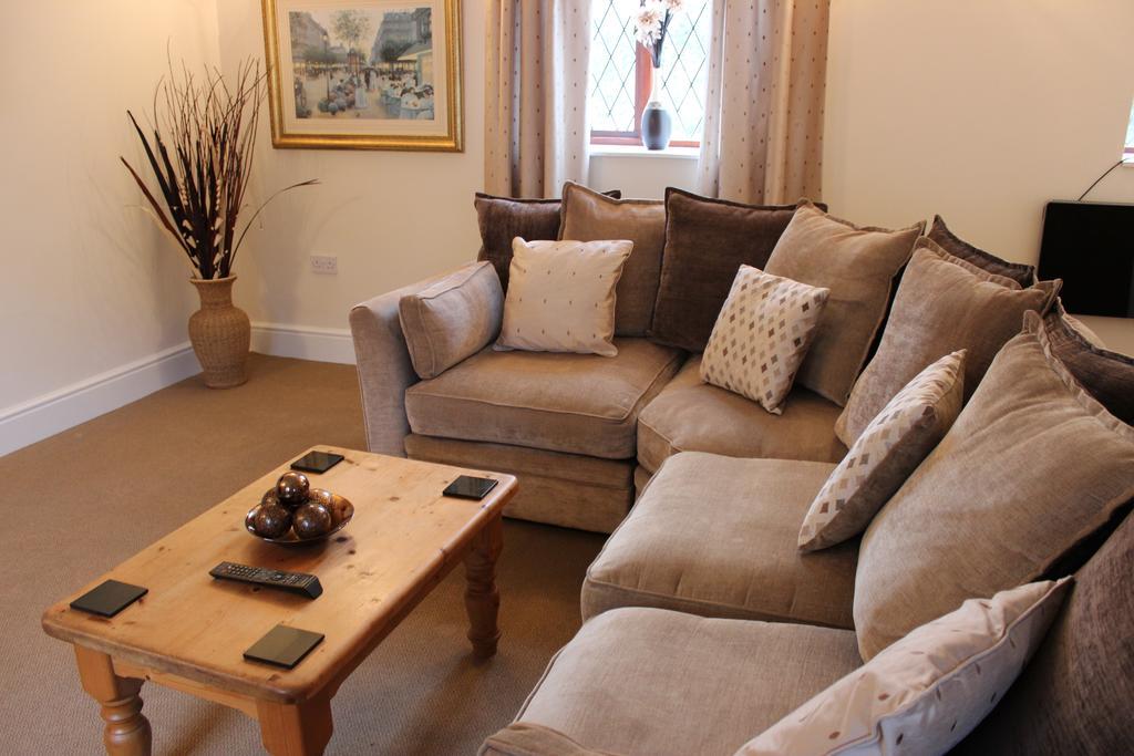 Bridge Farm Hotel Leeds  Dış mekan fotoğraf