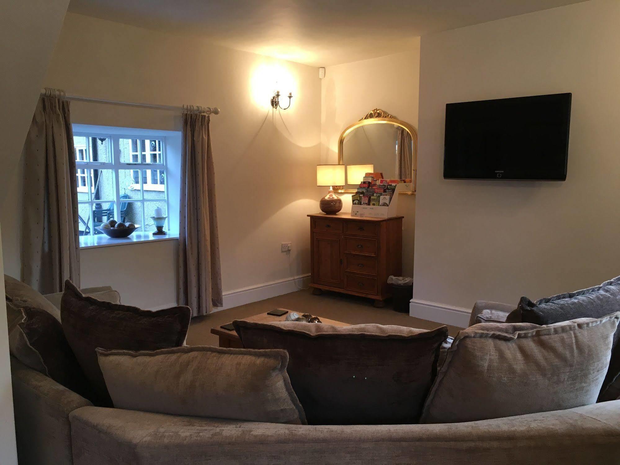 Bridge Farm Hotel Leeds  Dış mekan fotoğraf