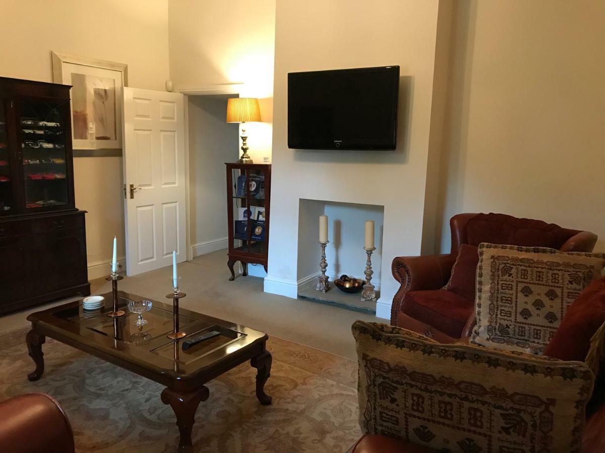 Bridge Farm Hotel Leeds  Dış mekan fotoğraf