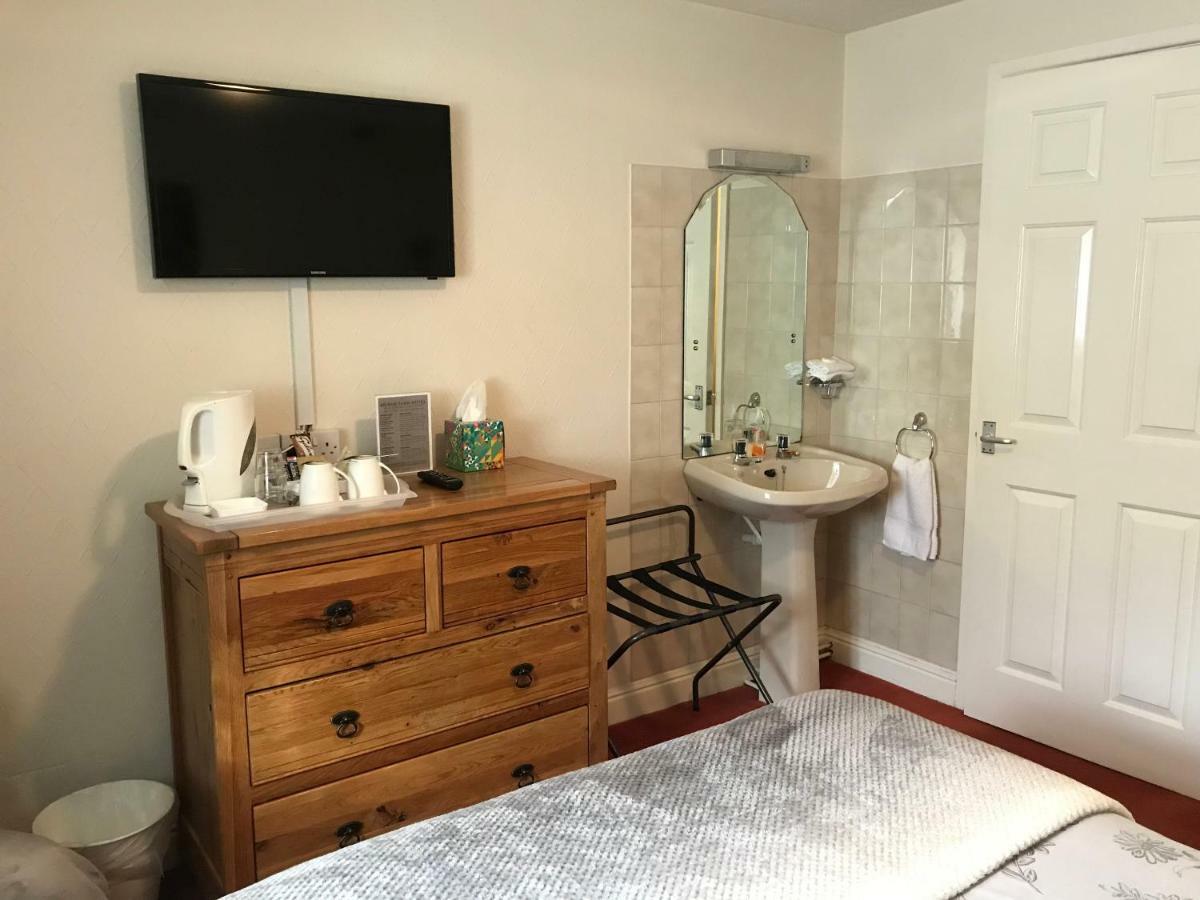 Bridge Farm Hotel Leeds  Dış mekan fotoğraf