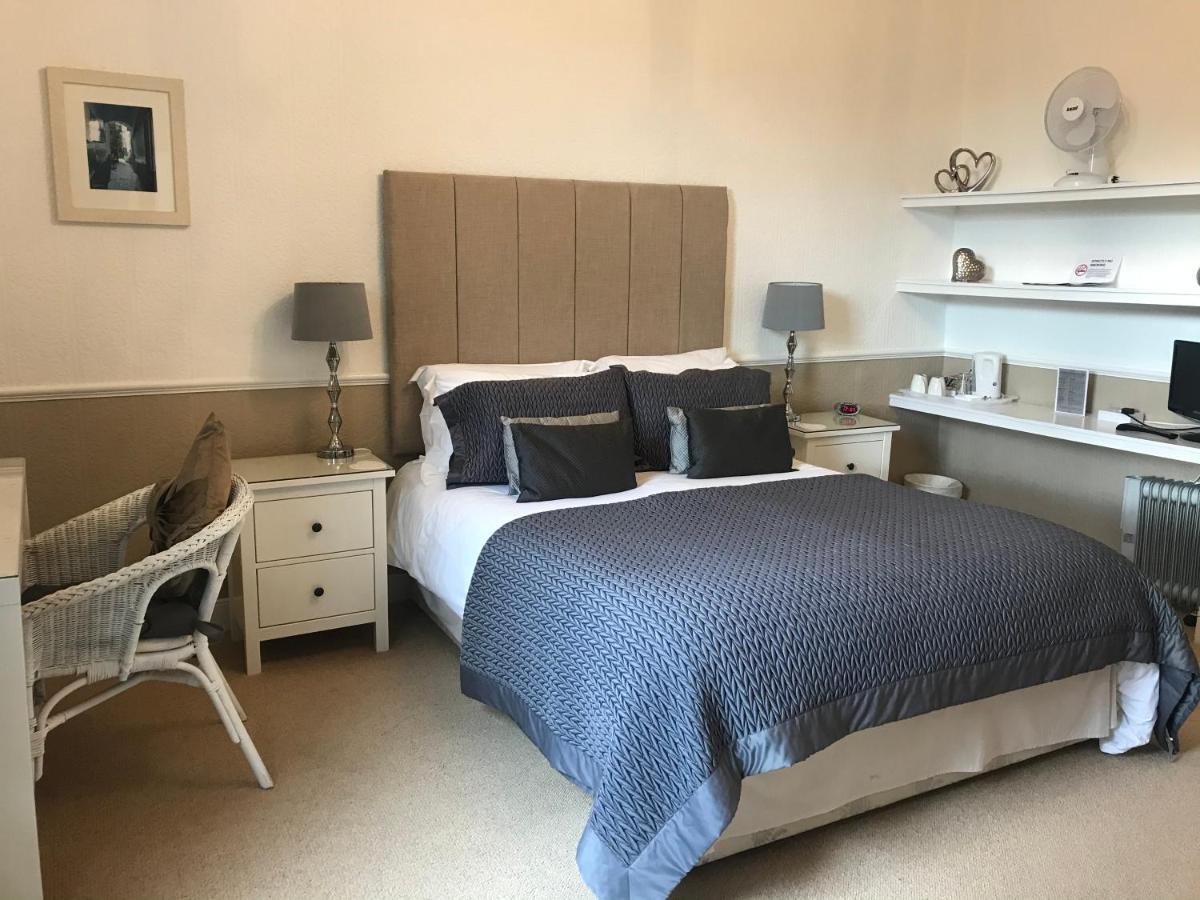 Bridge Farm Hotel Leeds  Dış mekan fotoğraf